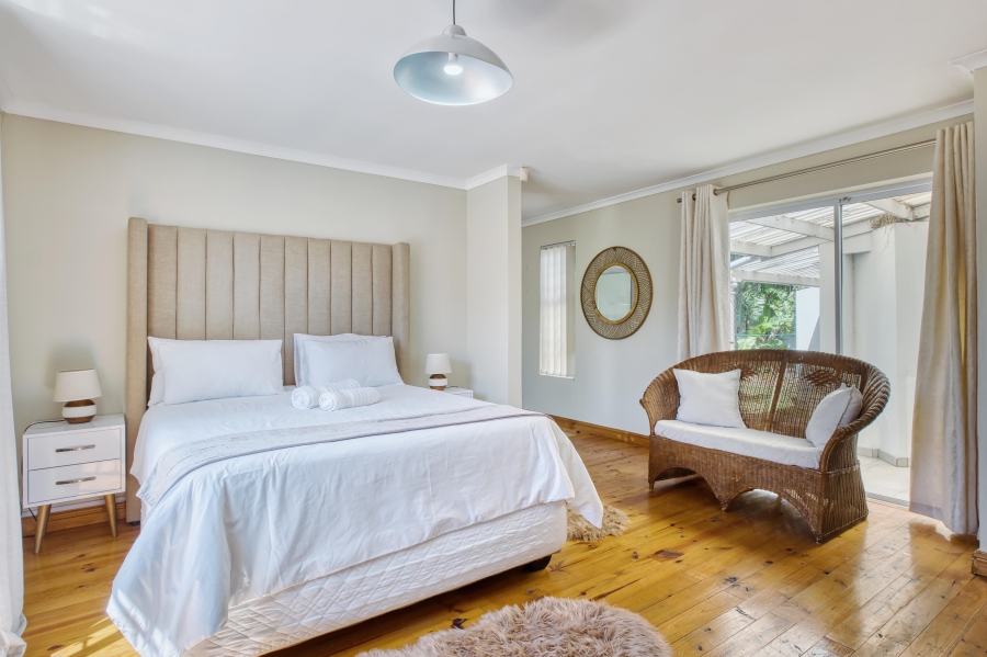 6 Bedroom Property for Sale in Summerstrand Eastern Cape